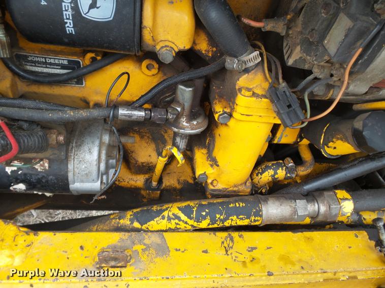 image for item K3371 1989 John Deere 410C backhoe