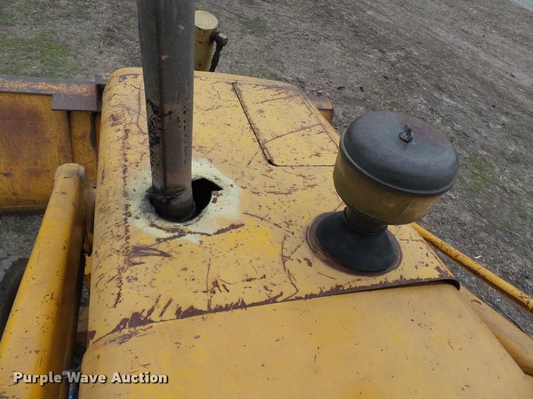 image for item K3371 1989 John Deere 410C backhoe