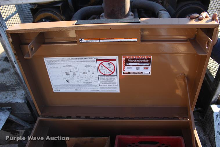 image for item L1997 2006 Diamond 1460B-41 tub grinder