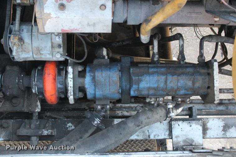 image for item L1997 2006 Diamond 1460B-41 tub grinder