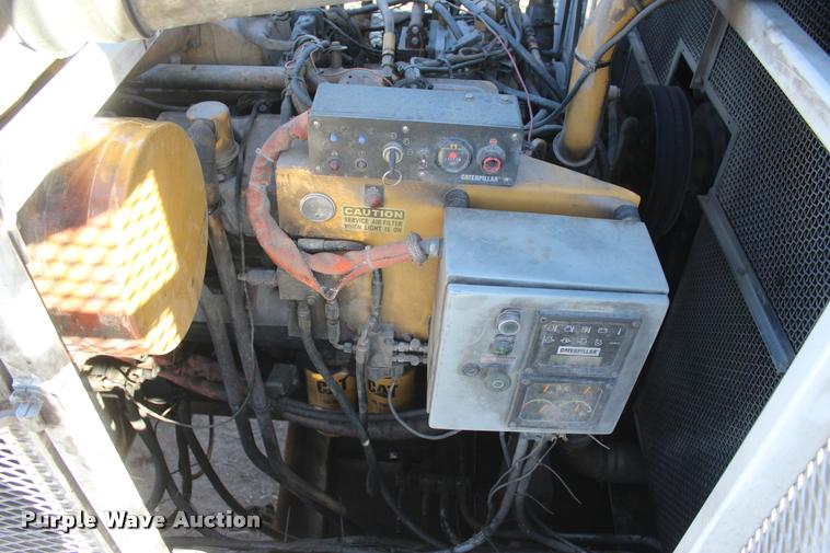 image for item L1997 2006 Diamond 1460B-41 tub grinder