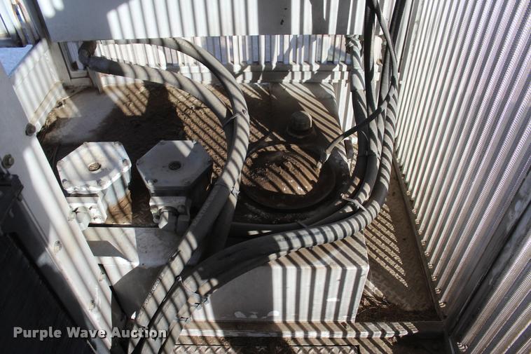 image for item L1997 2006 Diamond 1460B-41 tub grinder