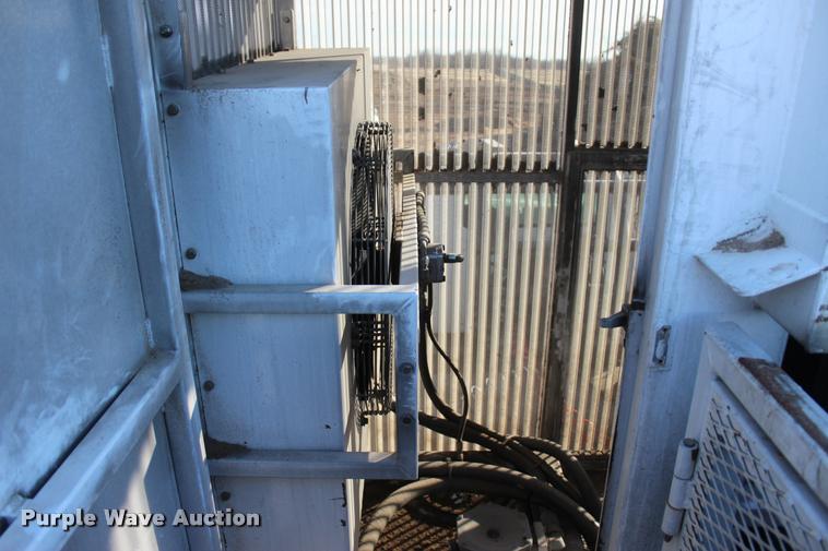 image for item L1997 2006 Diamond 1460B-41 tub grinder