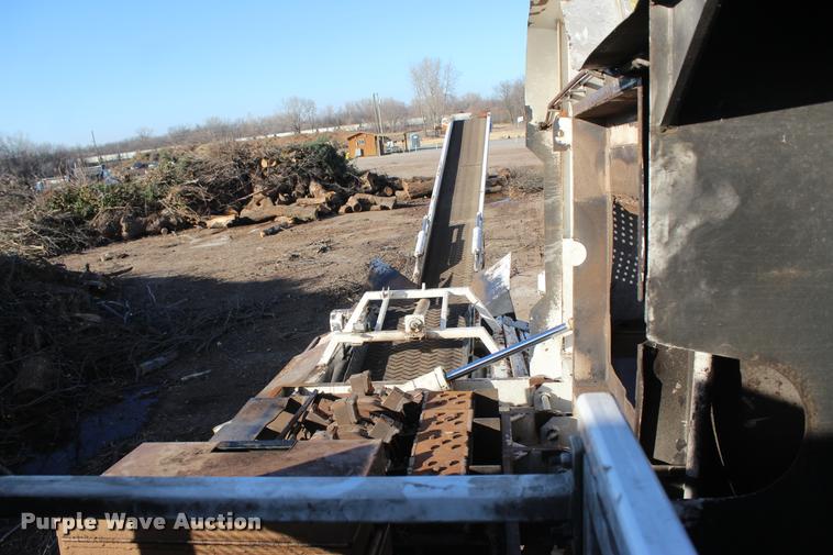 image for item L1997 2006 Diamond 1460B-41 tub grinder