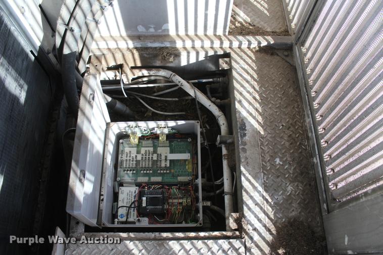 image for item L1997 2006 Diamond 1460B-41 tub grinder