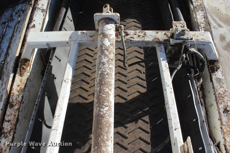 image for item L1997 2006 Diamond 1460B-41 tub grinder