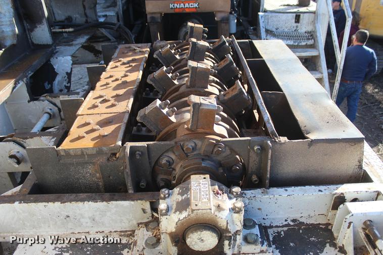 image for item L1997 2006 Diamond 1460B-41 tub grinder