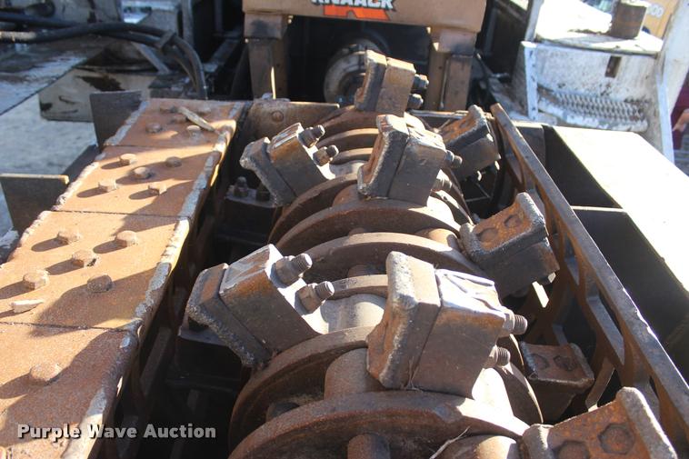 image for item L1997 2006 Diamond 1460B-41 tub grinder