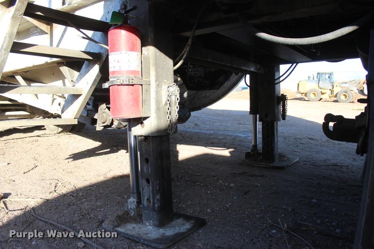 image for item L1997 2006 Diamond 1460B-41 tub grinder