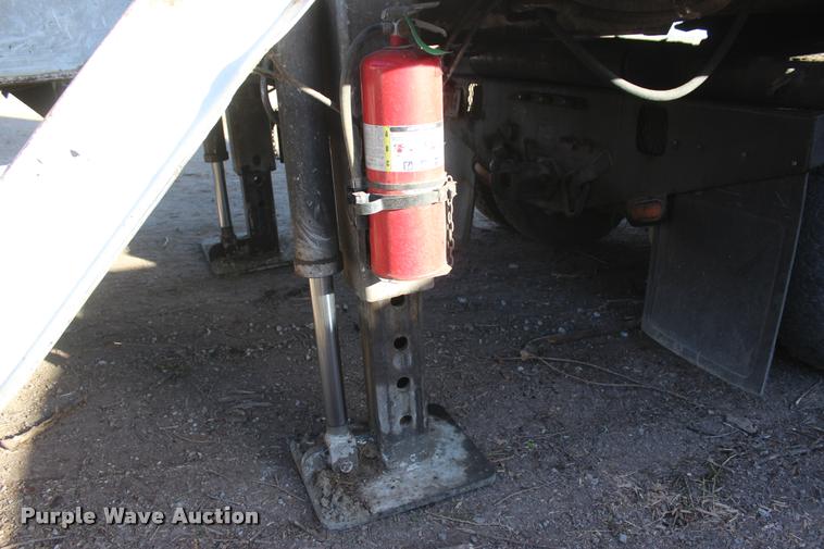 image for item L1997 2006 Diamond 1460B-41 tub grinder