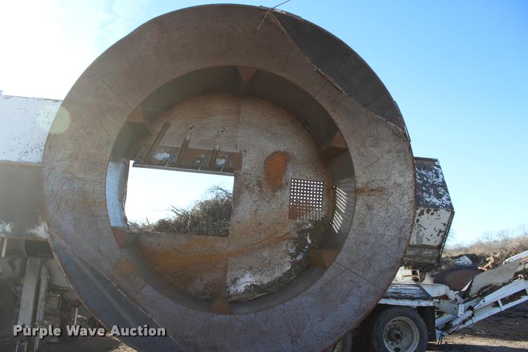 image for item L1997 2006 Diamond 1460B-41 tub grinder