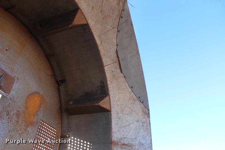 image for item L1997 2006 Diamond 1460B-41 tub grinder