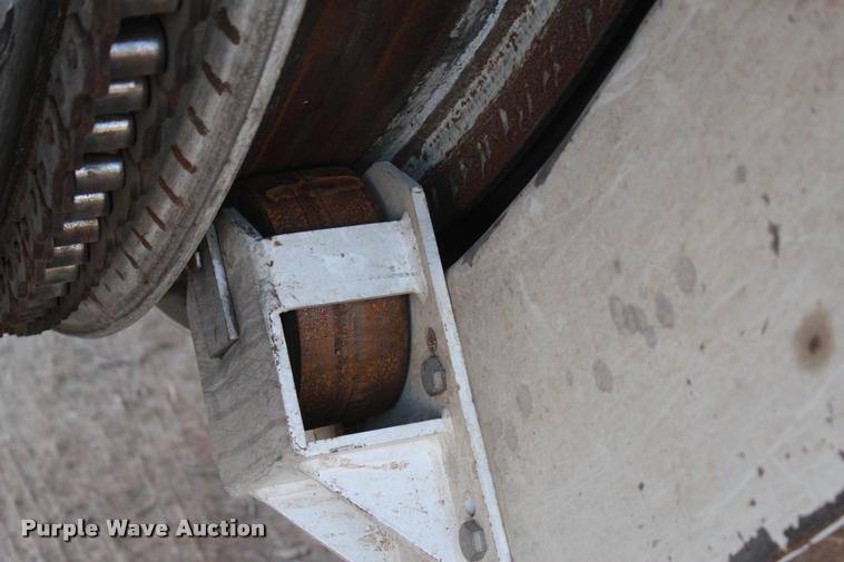 image for item L1997 2006 Diamond 1460B-41 tub grinder