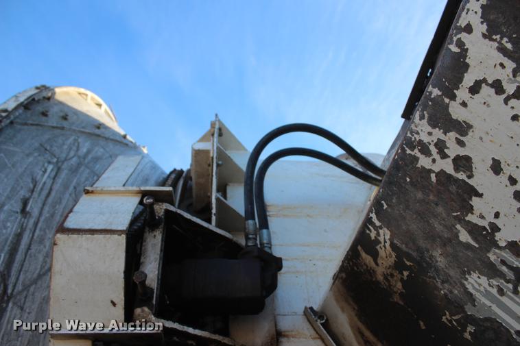 image for item L1997 2006 Diamond 1460B-41 tub grinder