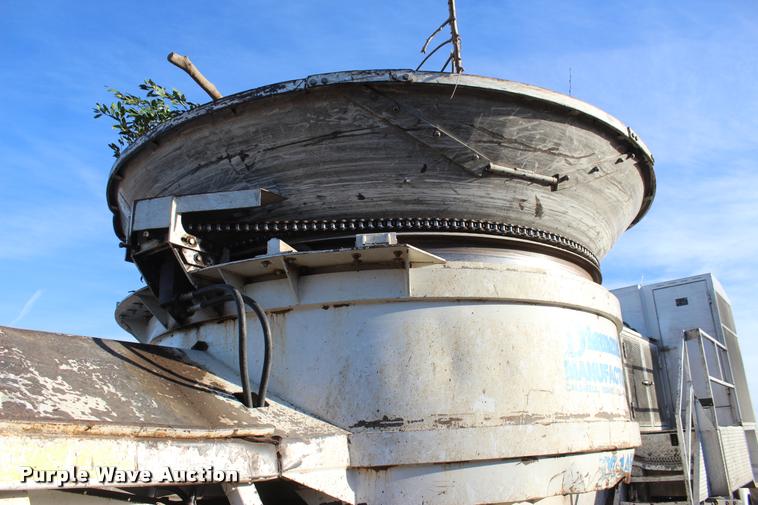 image for item L1997 2006 Diamond 1460B-41 tub grinder