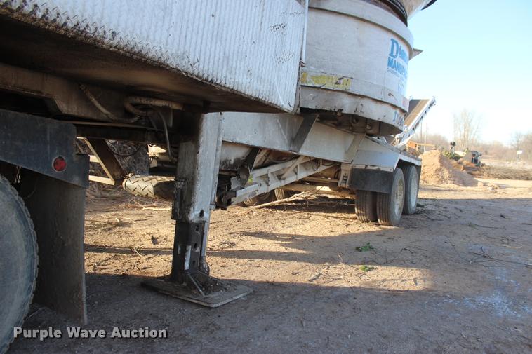 image for item L1997 2006 Diamond 1460B-41 tub grinder