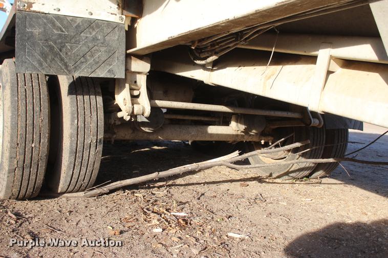 image for item L1997 2006 Diamond 1460B-41 tub grinder