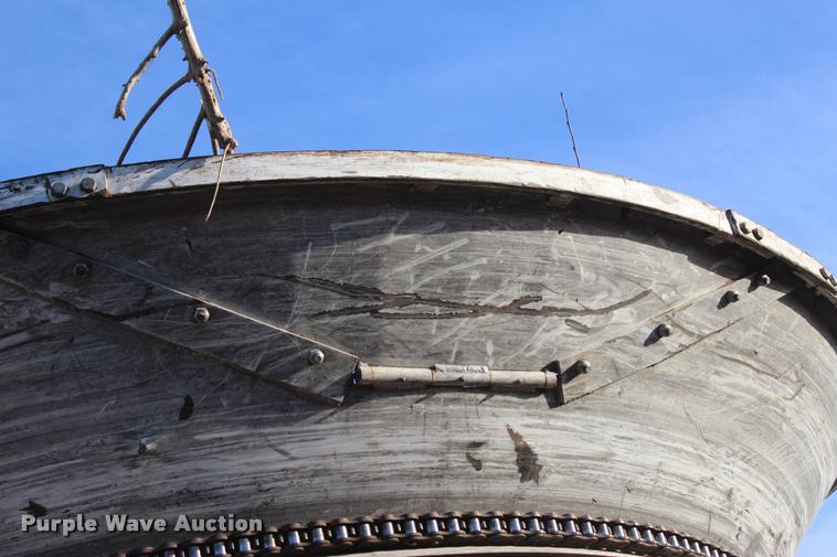 image for item L1997 2006 Diamond 1460B-41 tub grinder