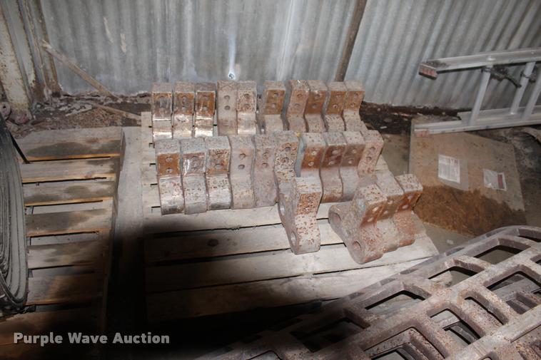 image for item L1997 2006 Diamond 1460B-41 tub grinder