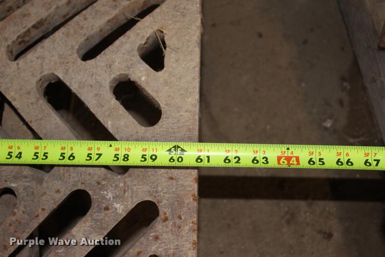 image for item L1997 2006 Diamond 1460B-41 tub grinder