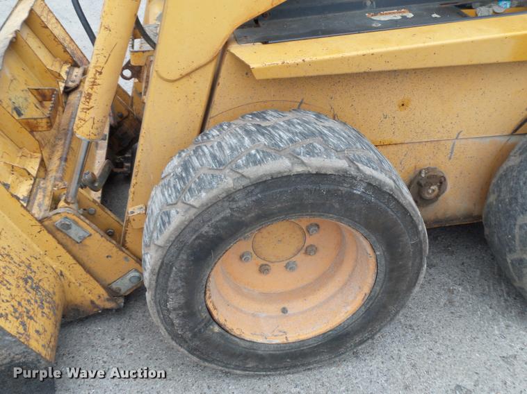 image for item L4516 Case 1845C skid steer