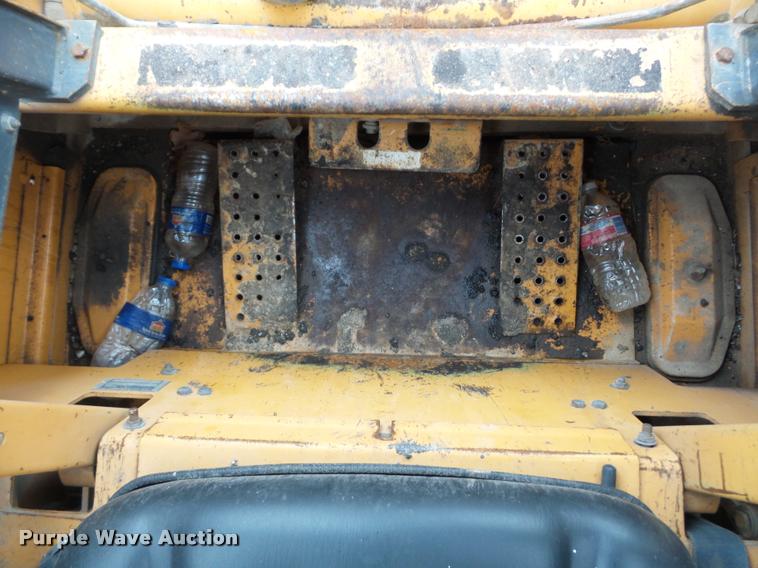 image for item L4516 Case 1845C skid steer