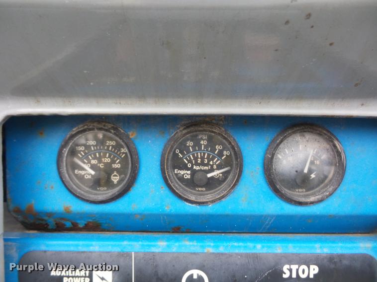 image for item L4518 Genie S60 boom lift