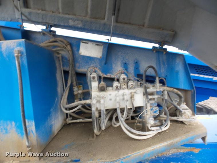 image for item L4518 Genie S60 boom lift