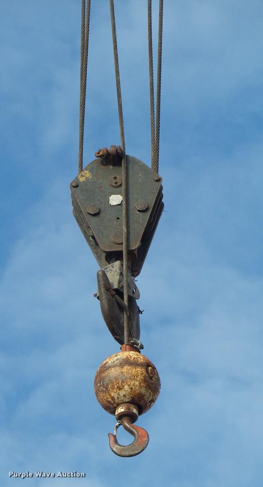 image for item L4562 1978 Link Belt LS-118 crane