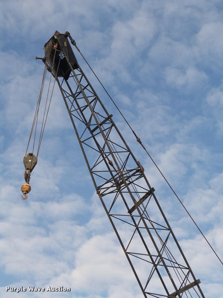 image for item L4562 1978 Link Belt LS-118 crane