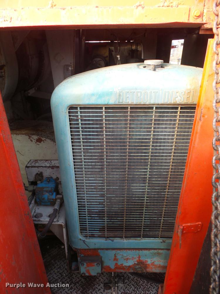 image for item L4562 1978 Link Belt LS-118 crane