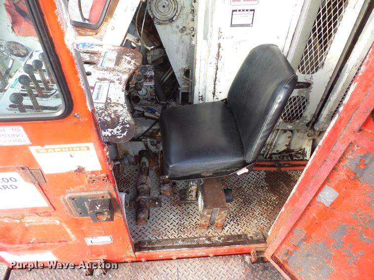 image for item L4562 1978 Link Belt LS-118 crane