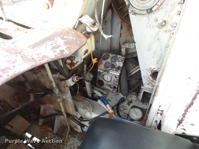 image for item L4562 1978 Link Belt LS-118 crane