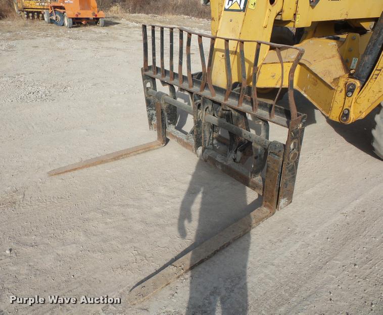 image for item L4565 2005 Caterpillar TH4600 telehandler