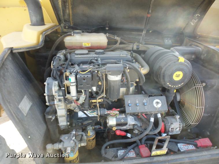 image for item L4565 2005 Caterpillar TH4600 telehandler