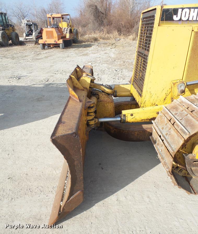 image for item L4566 1997 John Deere 450G LGP Series 4 dozer