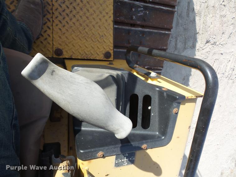 image for item L4566 1997 John Deere 450G LGP Series 4 dozer