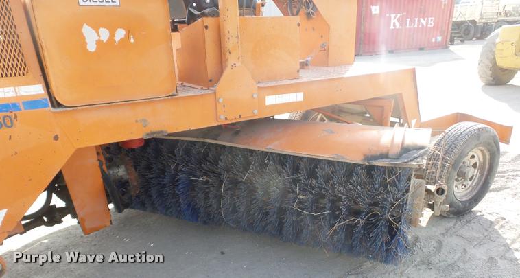 image for item L4567 1999 Broce Broom RC350 broom