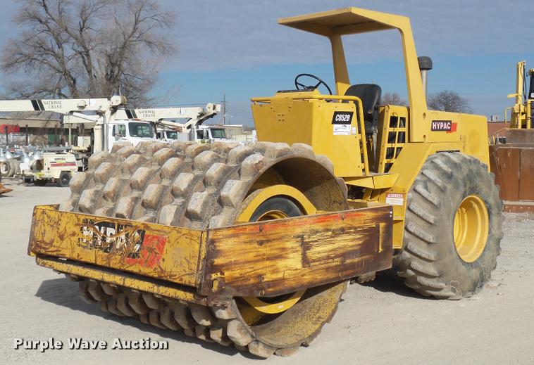 image for item L4568 1999 Hypac C852B single drum vibratory roller