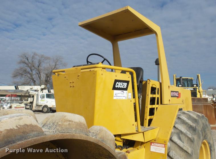 image for item L4568 1999 Hypac C852B single drum vibratory roller