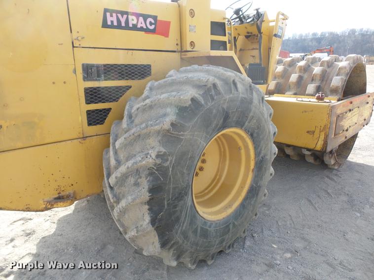 image for item L4568 1999 Hypac C852B single drum vibratory roller