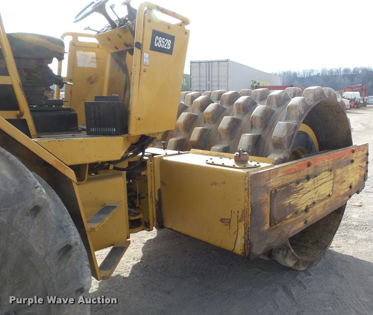 image for item L4568 1999 Hypac C852B single drum vibratory roller