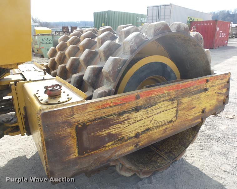 image for item L4568 1999 Hypac C852B single drum vibratory roller