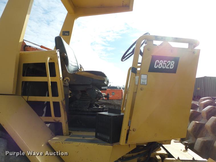 image for item L4568 1999 Hypac C852B single drum vibratory roller