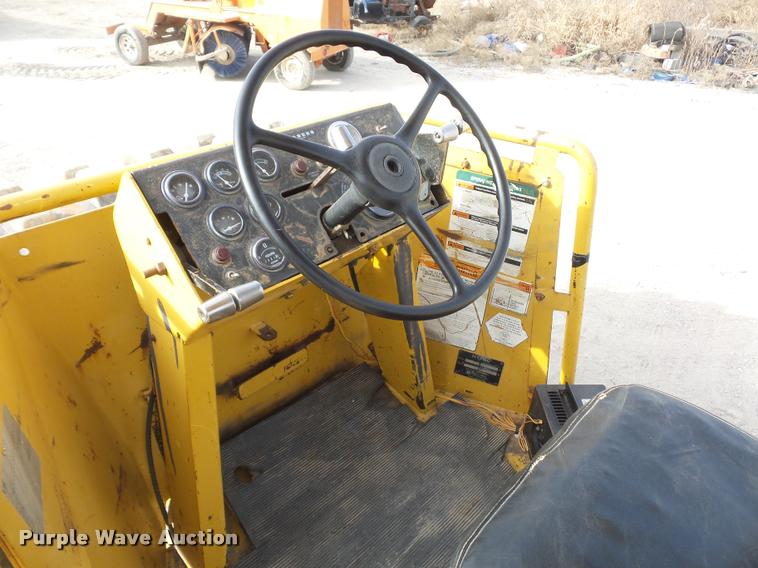 image for item L4568 1999 Hypac C852B single drum vibratory roller