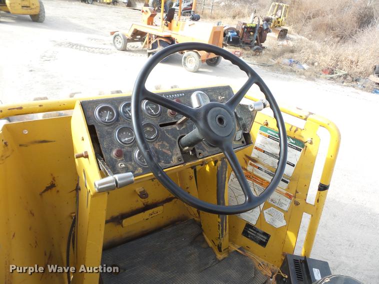 image for item L4568 1999 Hypac C852B single drum vibratory roller