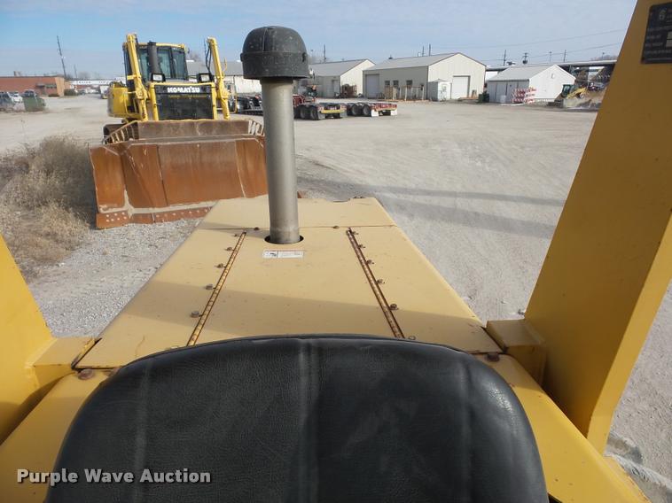 image for item L4568 1999 Hypac C852B single drum vibratory roller