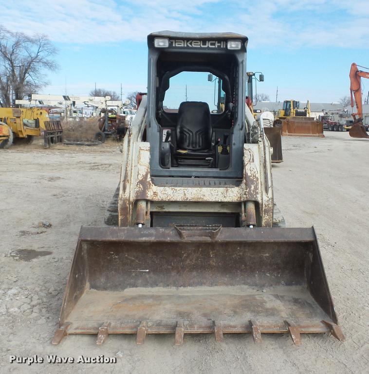 image for item L4569 2006 Takeuchi TL140 skid steer