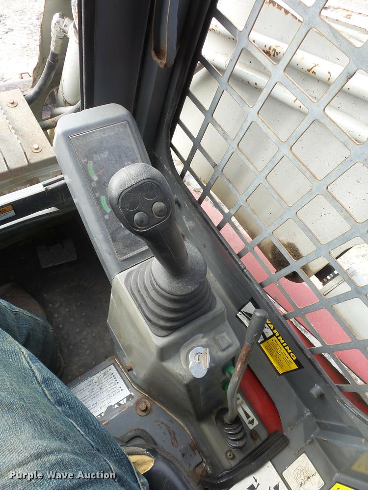 image for item L4569 2006 Takeuchi TL140 skid steer