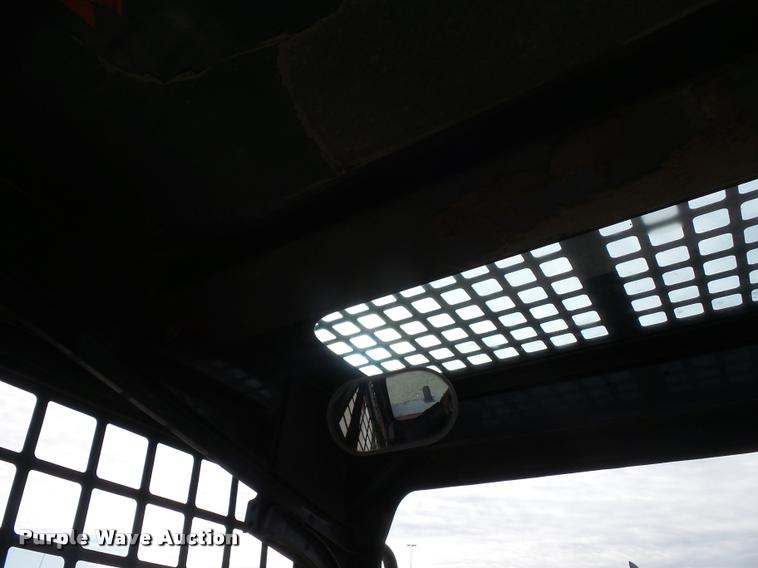 image for item L4569 2006 Takeuchi TL140 skid steer